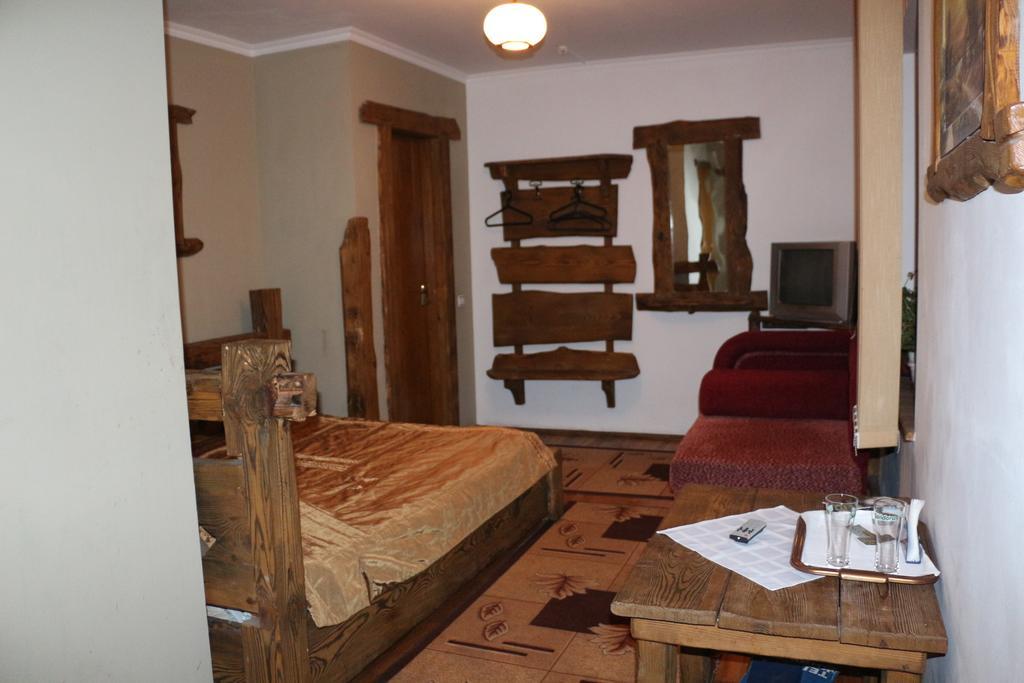 Eco Grill Hotel Restaurant Aquarius Львов Номер фото